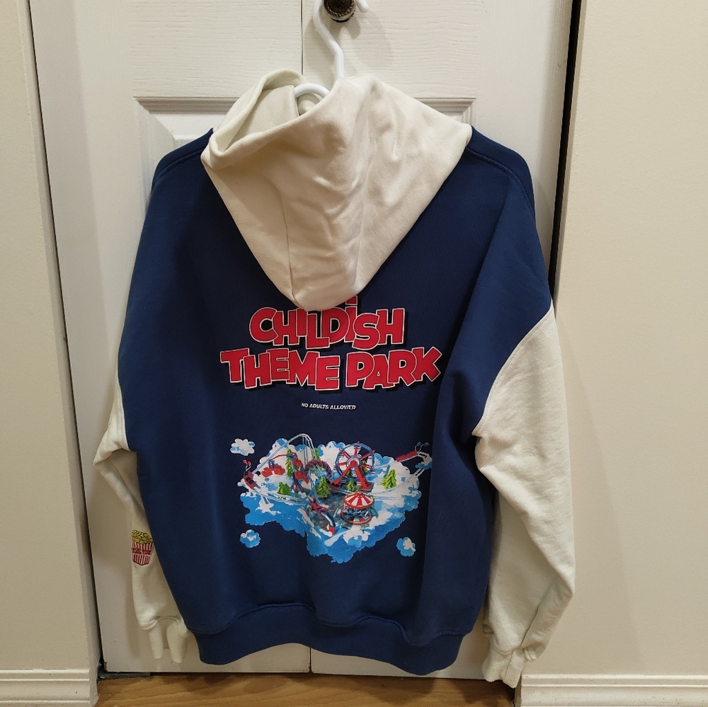 Vintage hoodie from childish theme park limited edition